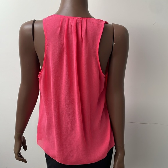 Aritzia Wilfred Ninon Blouse Neon Glow Pink Top Silk Button Down Sleeveless XS - Picture 5 of 8